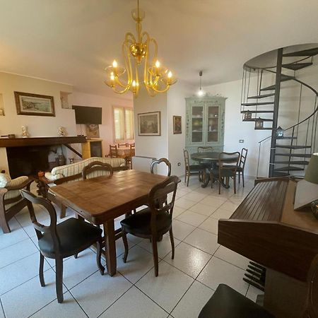 Villa In Collina Vista Mare 阿布鲁齐的罗塞托 外观 照片